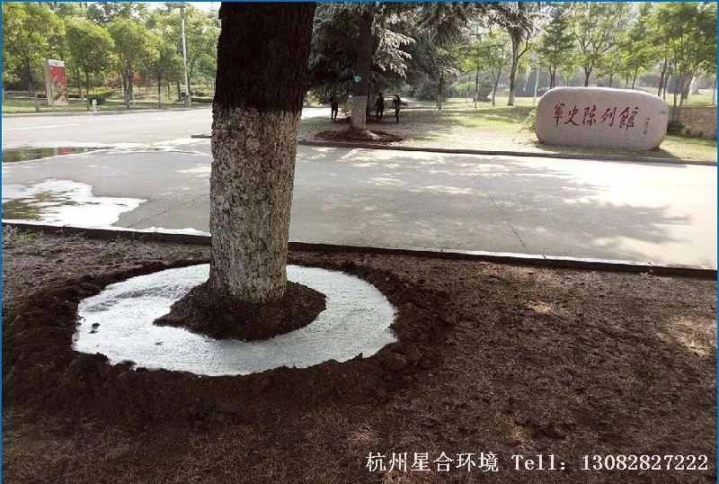 群聚集场所喷药污染大：公园、小区、道路等人流量较大的地区，绿化养护采用传统喷雾空气污染大