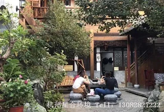 如若可以，我应该在今生有限的时光里， 修筑一座小小私家花园庭院。